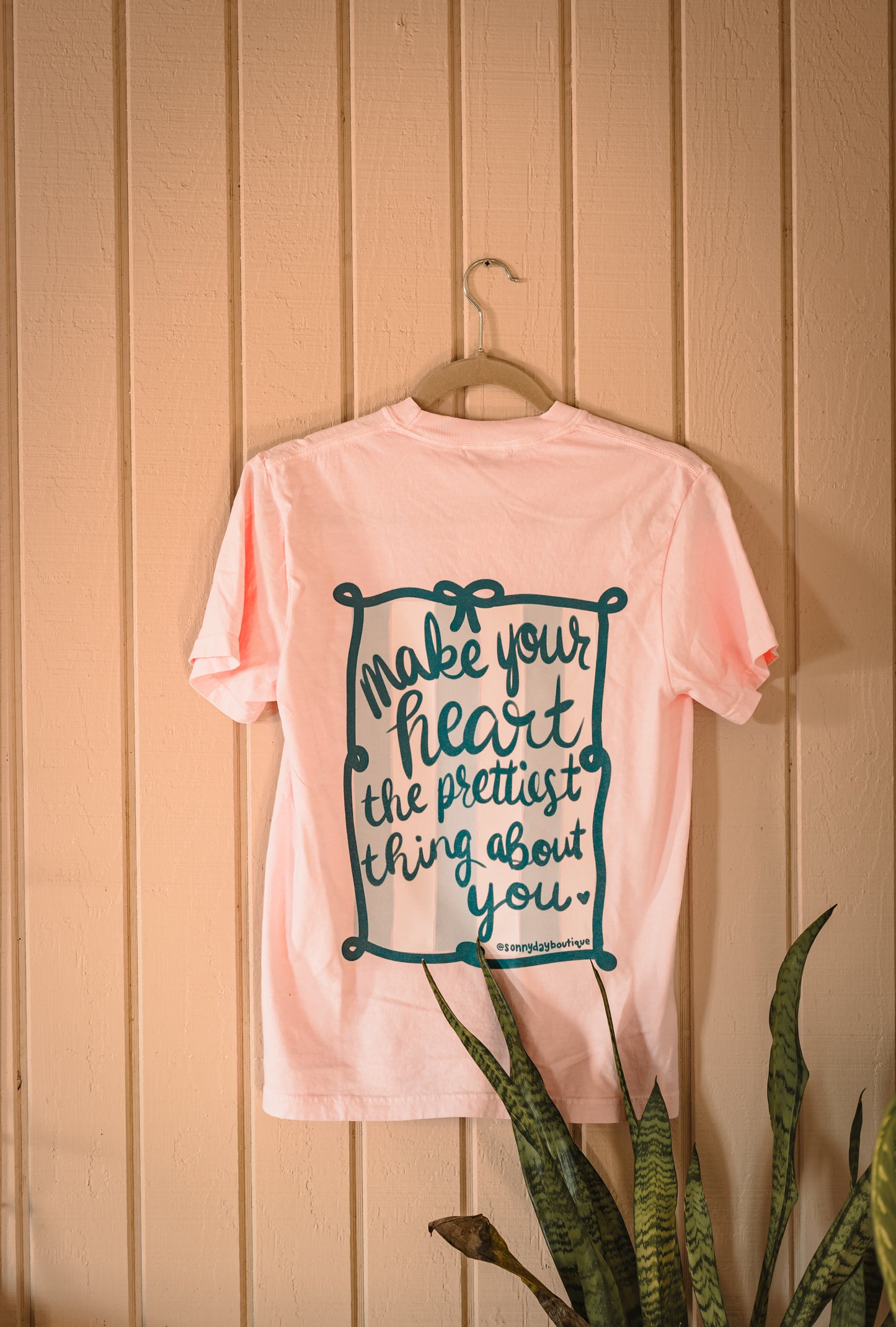 Make Your Heart Pretty Tee